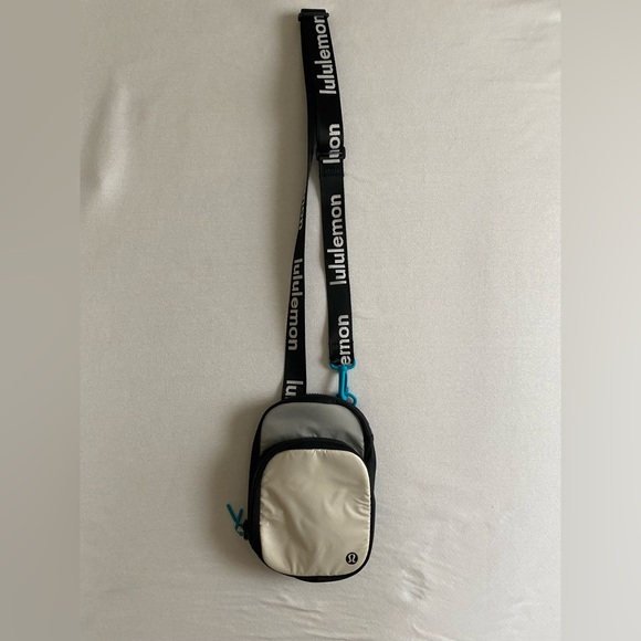 Bags Lululemon The Rest Is Written Crossbody Bag 2l Poshmark